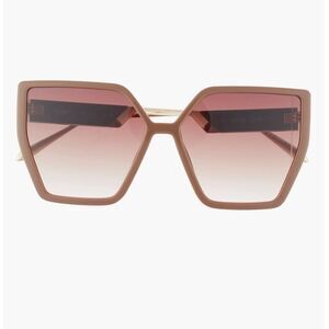 NWOT Quay Hotel Lobby sunglasses